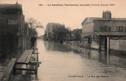 La Banlieue Parisienne Inondée: Crue De Janvier 1910 - Alfortville: La Rue Des Rosiers - Carte Noyer N° 153 Non Circulée - Inondations