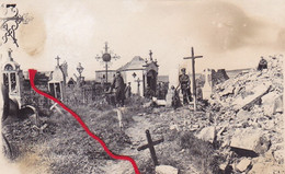 { 80 } - ROISEL Am Friedhof  Somme Carte Photo Allemande  1° Guerre - Roisel
