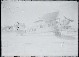 Plaque De Verre Aviation Avion BREGUET 280 T N° 2 Immatriculation F- AIVU Aéroport à Identifier - Glass Slides