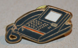 Rare Pin's Telephone Alcatel - Informatica