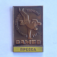 Badge Pin ZN000065 - Sambo Soviet Union USSR CCCP SSSR Latvia Riga European Championships 1972 Press - Lucha