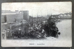 CPA 29 BREST - Avant Port - Carte Publicitaire Tissus En Gros Mazoyer - Réf. Y 136 - Brest