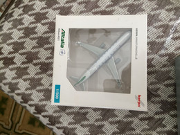 ALITALIA HERPA A321 RETROJET  SCALA 1:500 - Ohne Zuordnung