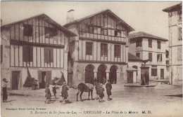 64   Urrugne  -    La Place De La Mairie - Urrugne