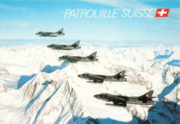 Patrouille Suisse - Militärflugdienst  Forces Aériennes   -  Armée Suisse Schweizer Armee Militaria  (10 X 15 Cm) - Sonstige & Ohne Zuordnung