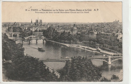 Paris - La Seine Et Ses Bords