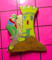 313H Pin's Pins / Beau Et Rare / THEME : SPORTS / CYCLISME VTT LA TOUR DE SCAY Département Du Doubs - Cyclisme