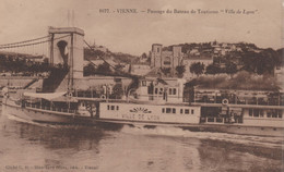 38 Vienne   Bateau "Ville De Lyon"      # - Vienne