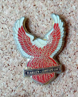 Pin's   Moto Harley Davidson Cycles Aigle - Motos