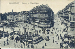 MARSEILLE , Rue De La République - Vieux Port, Saint Victor, Le Panier