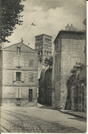ANGOULEME , La Tour Carrée De La Cathédrale Saint Pierre Et La Maison Du Naquit Le Marquis De Montalembert , 1915 - Angouleme