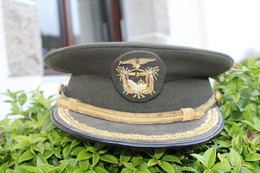 Casquette Equateur De Colonel De Police - Casques & Coiffures