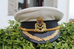 Casquette D Officier Supérieur Roumanie - Casques & Coiffures