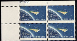 U.S.A.(1962) Mercury Capsule. Block Of 4 With Horizontal Perforations Shifted Down. Scott No 1193, Yvert No 725. - Plaatfouten En Curiosa