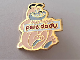 PINS LE COCHON Du PERE DODU . Associé Au Thème CINEMA Signé 1992 TURNER / 33NAT - Cinéma