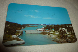 THE SMALLEST DRAWBRIDGE IN THE WORLD ...SOMERSET BRIDGE JOINS SANDY's ISLAND TO THE MAINLAND - Bermuda