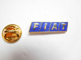 Superbe Pin's En EGF , Auto Logo Fiat - Fiat