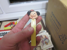 Old Pez Dispanzer Mickey Mouse Walt Disney Productions  US Patent 3 942 683 Made In Yugoslavia - Pez