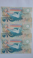 SEYCHELLES - 3 Superbes Billets De 10 Rupees En Excellent état Série D - Seychelles