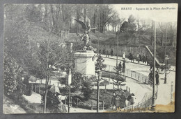 CPA 29 BREST - Square De La Place Des Portes - Edit. Boellé - Taches - Réf. Z 112 - Brest