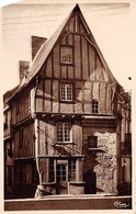 PIE-FL-21-7319 : THOUARS. MAISON 15° SIECLE - Thouars