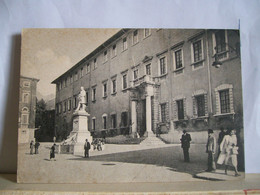 Carrara - Piazza Accademia Di Belle Arti - Monumemto A Mazzini - Animata  - Ed. A. Ravenna - 2 Scans. - Carrara