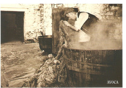 CPM IRLANDE WICKLOW  AVOCA VILLAGE MILL VAT OF DYE  HALF BARREL - Wicklow