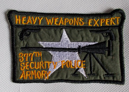 Ecusson/patch - US Vietnam - 377th Security Police Armory - Heavy Weapons Expert - Ecussons Tissu