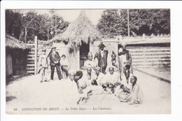 16 - EXPOSITION DE BREST - La Tribu Nègre - Les Chanteurs - Brest