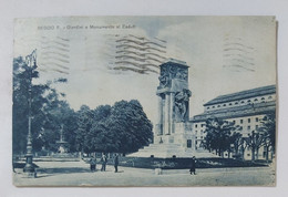 53832 Cartolina - Reggio Emilia - Giardini E Monumento Ai Caduti - VG 1932 - Reggio Emilia