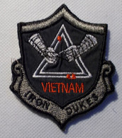 Ecusson/patch USAF Vietnam - 4133RD Bombers - Iron Dukes - B52 - Ecussons Tissu