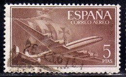 SPAIN ESPAÑA SPAGNA 1955 1956 AIR MAIL CORREO AEREO PLANE AND CARAVEL PESETAS 5p USATO USED OBLITERE' - Gebraucht