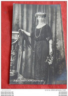 S. M. La Reine Elisabeth De Belgique      - Koningin  Elisabeth Van Belgïe   -   1910 - Koninklijke Families