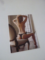 Calendrier De Poche  Année 2022 érotique Femme Blonde Assise Dos Lingerie Nue Poitrine Seins Fesses Nu Nude - Small : 2001-...