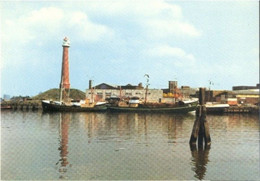 IJmuiden, Vissershaven (met Stempel Filatelieloket)  (Een Raster Op De Kaart Is Veroorzaakt Door Het Scannen) Vuurtoren - IJmuiden