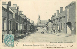 BRINON SUR SAULDRE - La Grande Rue. - Brinon-sur-Sauldre