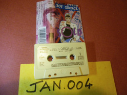 BOY GEORGE K7 AUDIO VOIR PHOTO...ET REGARDEZ LES AUTRES (PLUSIEURS) (JAN 004) - Cassettes Audio