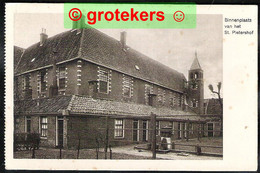 HOORN Binnenplaats St. Pietershof ± 1918 ? - Hoorn