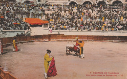 BERG-  COURSE DE TAUREAUX  UNE BONNE POSE DE BANDERILLES  CPA CIRCULEE - Corrida