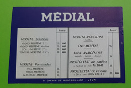 Buvard 1099 - Laboratoire - MEDIAL - Etat D'usage: Voir Photos - 14.5 X 10 Cm Environ - Années 1960 - Produits Pharmaceutiques
