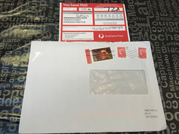 (2 E 31) Large Letter Posted From France To Australia (posted During COVID-19 Pandemic) 3 Stamps + Red Label - Lettres & Documents