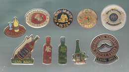 PINS PIN'S BOISSON 921 VIN HENRI MAIRE BEAUJOLAIS FESSY ALSACE WEINHARD'S BUZET ZOLA PATRIARCHE  LOT 10 PINS - Boissons