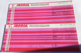 IBERIA Deux Billets 13 Novembre 1974 Agence Champs Elysées ORLY MADRID TENERIFE MADRID PARIS - Billetes