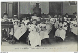 FRANCE - !! RARE !! - LA GERGOVIA - Ecole Dentellière "Dans L'Ecole" - Les Elèves Au Travail -1914 - Autres Communes