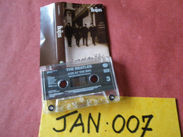THE BEATLES K7 AUDIO VOIR PHOTO...ET REGARDEZ LES AUTRES (PLUSIEURS) (JAN 007) - Cassettes Audio
