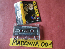 MADONNA K7 AUDIO VOIR PHOTO...ET REGARDEZ LES AUTRES (PLUSIEURS) (MADONNA 001) - Cassettes Audio