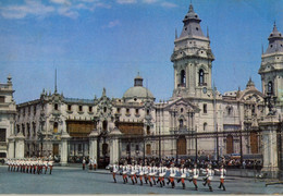 PERÚ , T.P. CIRCULADA , CAMBIO DE LA GUARDIA PRESIDENCIAL , PALACIO DE GOBIERNO , REGIMIENTO MARISCAL NIETO - Perú