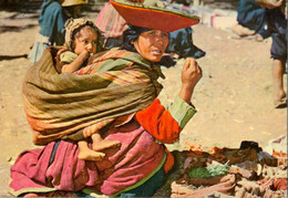 PERÚ , T.P. CIRCULADA , PISAC , VENDEDORA DEL MERCADO INDÍGENA , MERCADOS , MARKET , TEMA ÉTNICO - Perú