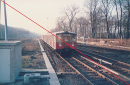Foto Berlin Wannsee S Bahn Nach Anhalter Bahnhof 1985  Ca 12,5 X 8,8 Cm - Wannsee