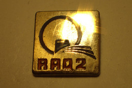 Pin's Logo RAQ2 "Armée De L'Air" (France) - Militaria